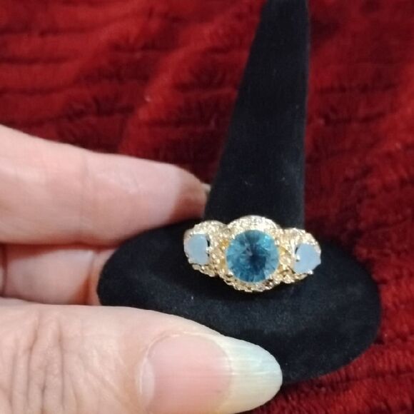 Lia Sophia Blue and Gold Vintage-Inspired Ring - Picture 3 of 4